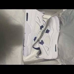Jordan 4s Metallic Purple/white
